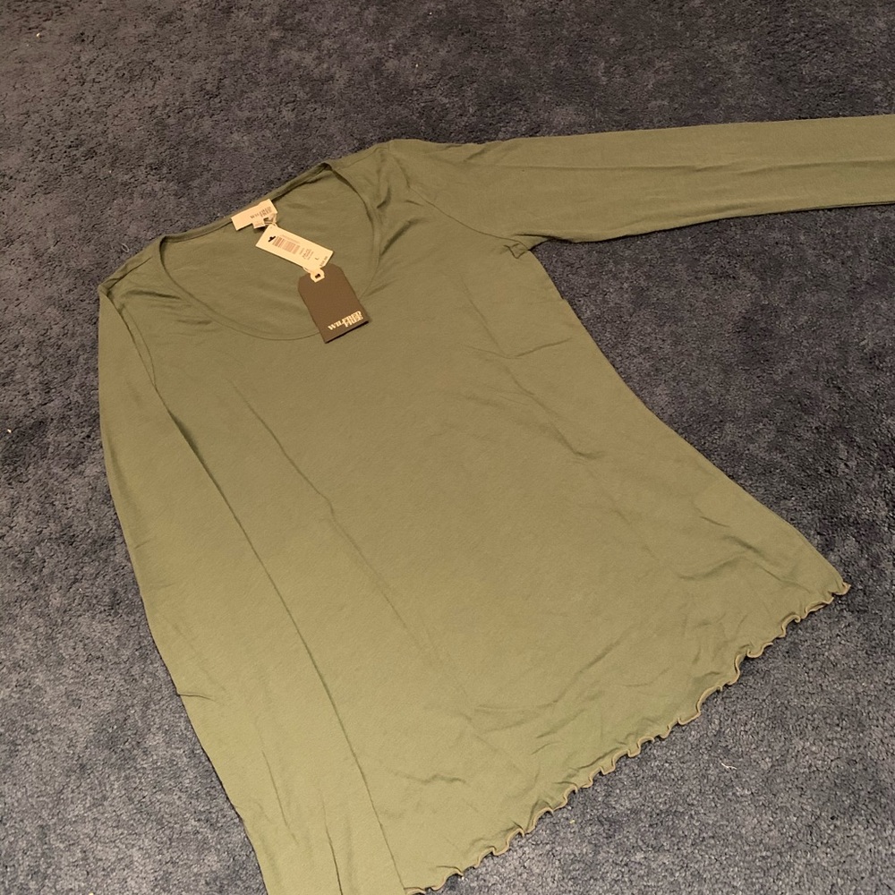 Wilfred Free Tshirt